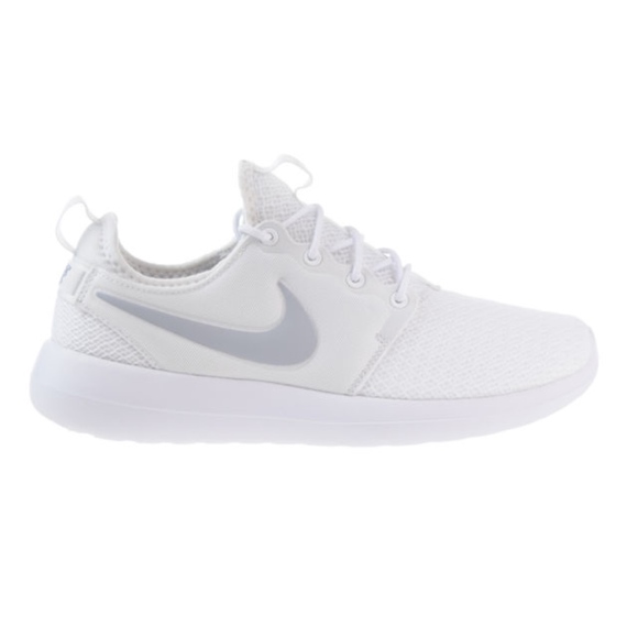 nike roshe womens white